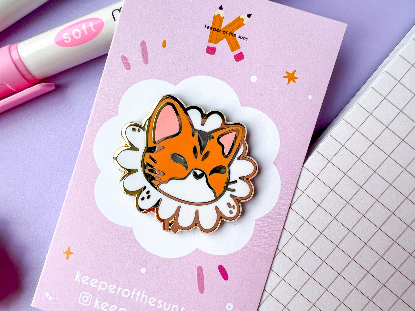 Ginger Tabby Snazzy Cat // Hard Enamel Pin